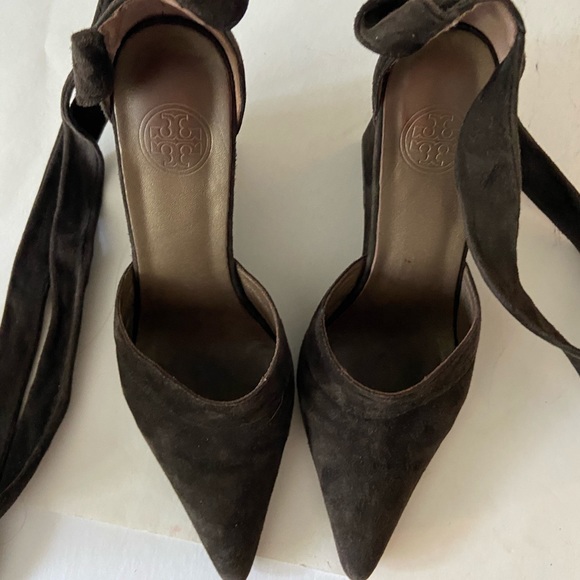 Tory Burch Pointed Tie-up Wedges - Picture 3 of 7